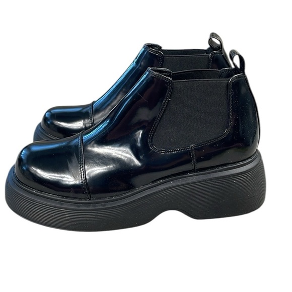 New Dolls Kill Lemon Drop by Privileged Fairfield Platform Ankle Boot Chunky 5.5 - Picture 1 of 14